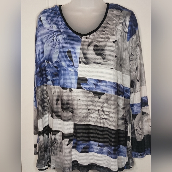 holiday blue floral 2X Preppy Coastal Blue Lily Striped STYLE&CO blouse - Picture 1 of 8